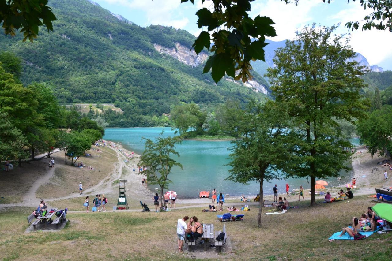 Tenno Appartamenti Garda Lake Exteriör bild