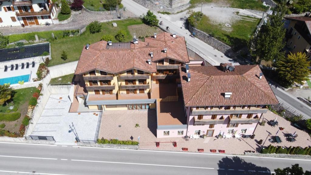 Tenno Appartamenti Garda Lake Exteriör bild